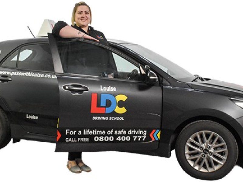 ldc-driving-school-louise-burke-car-driving-lessons-in-kirkintilloch