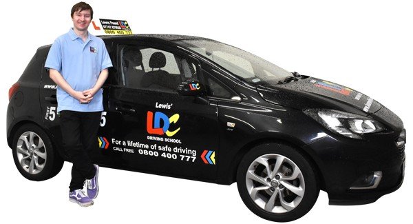 ldc-driving-school-lewis-pound-car-driving-lessons-in-sleaford-big-0