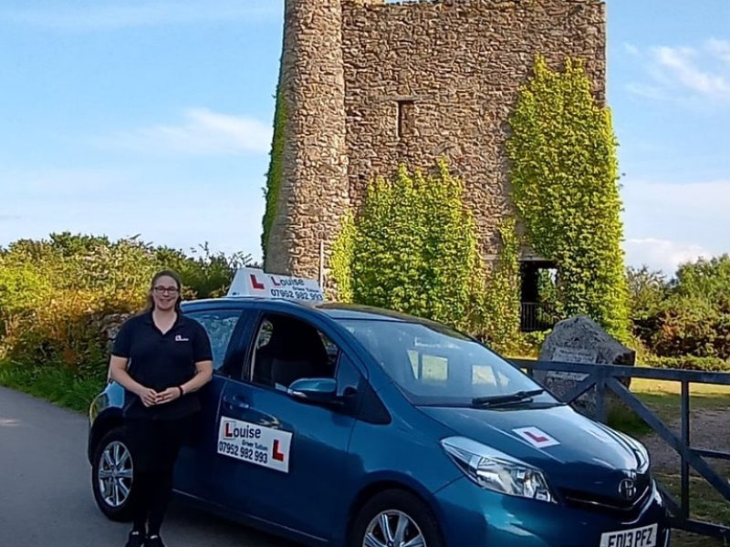 louise-driver-tuition-driving-lessons-in-redruth