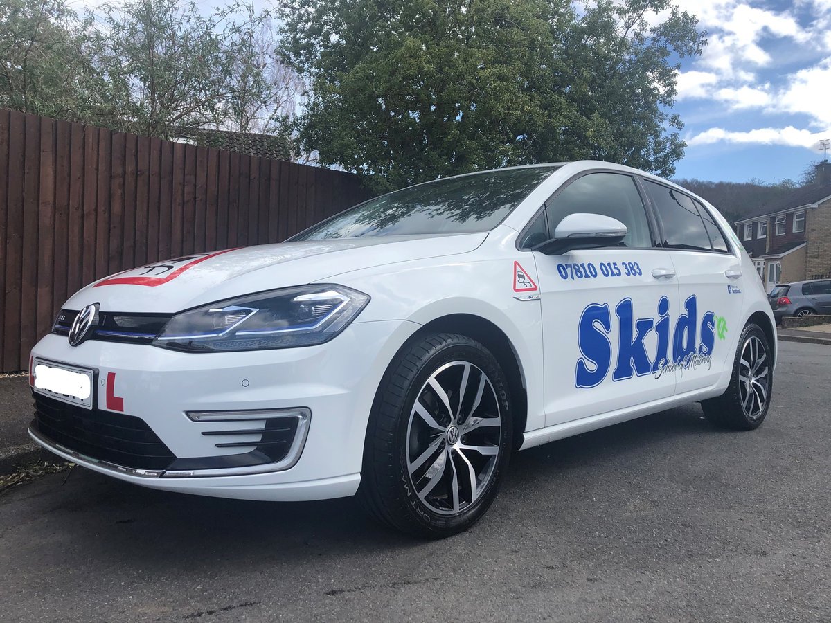 skids-school-of-motoring-automatic-driving-lessons-in-newport-big-0