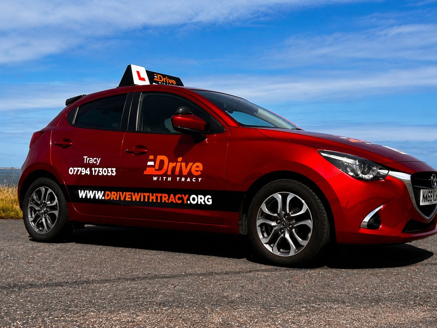 drive-with-tracy-car-driving-lessons-in-aberdeen-big-0