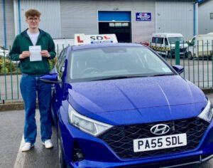 simply-driving-lessons-car-driving-lessons-in-shrewsbury-big-0